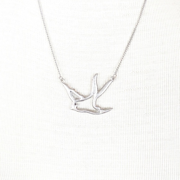 Bird Rhinestone Silver Necklace - Picture 3 of 3